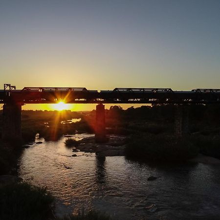 Kruger Shalati - Train On The Bridge & Garden Suites Skukuza Eksteriør bilde